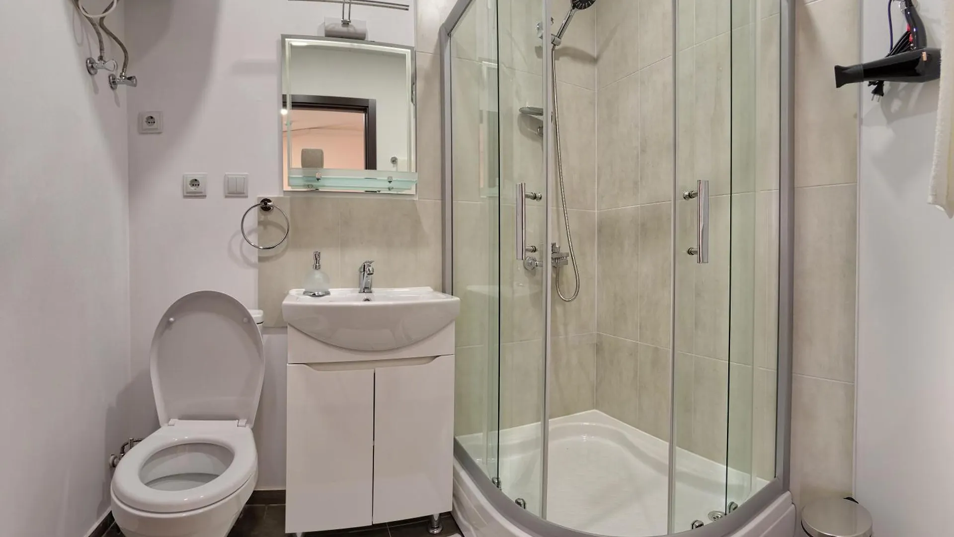 New Tiflis Apartments In The Center Of Tbilisi City גאורגיה